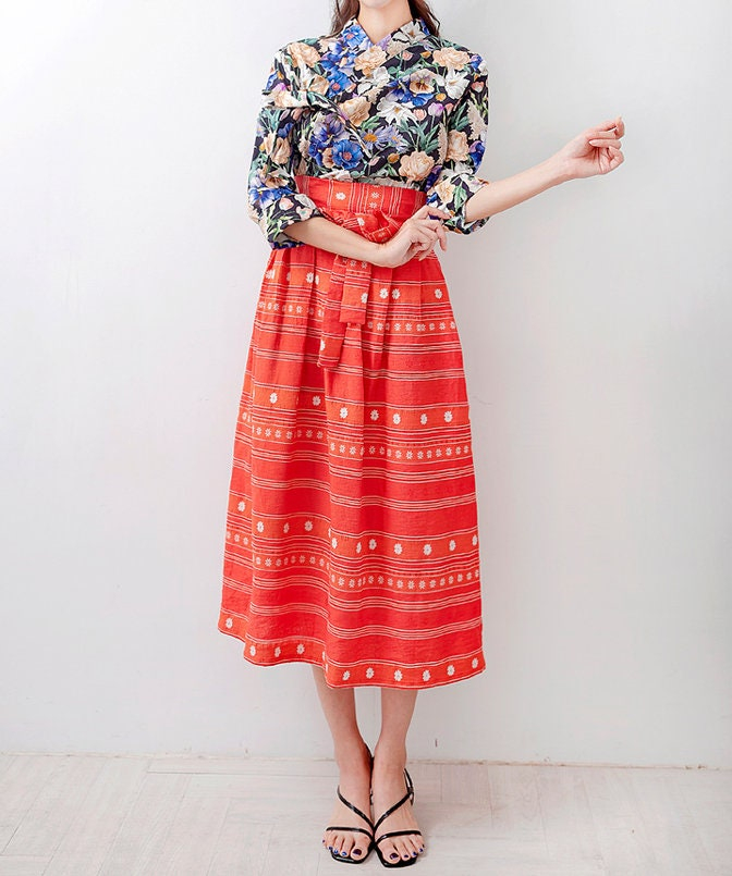 Vibrant Ethnic Stripe High-Waist Midi Skirt with Tie Belt