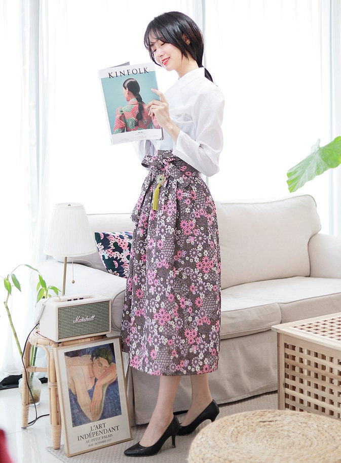 Vintage Floral Print High-Waist Midi Skirt with Tassel Tie Belt