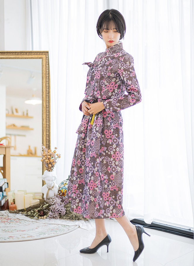 Vintage Floral Print High-Waist Midi Skirt with Tassel Tie Belt - Image 2