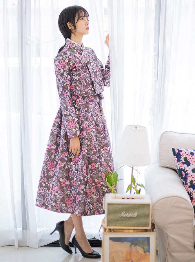 Vintage Floral Print High-Waist Midi Skirt with Tassel Tie Belt - Image 3