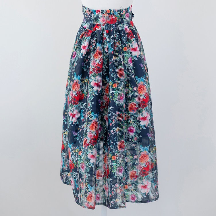 Vintage Garden Floral High-Waist Midi Skirt with Tie Belt - Image 3