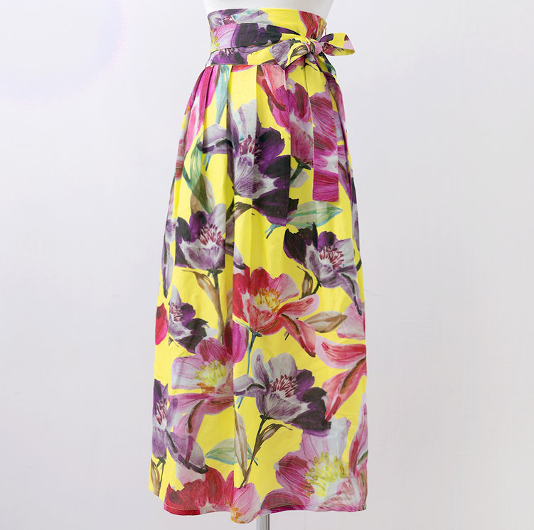 Bold Floral Print High-Waist Midi Skirt with Statement Tie Belt - Image 3