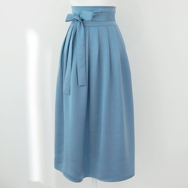 Elegant High-Waist Tie Belt Midi Skirt with Tassel Accent in Soft Blue - Image 2